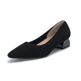 Zapatos de punto con punta puntiaguda y tacón bajo grueso